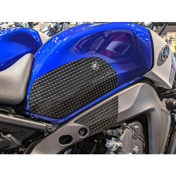 Eazi-Grip Eazi-Grip Yamaha MT-09 2021-2023 Black Tank Grips - EVO